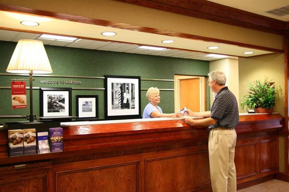 Hampton Inn Elkton Εσωτερικό φωτογραφία